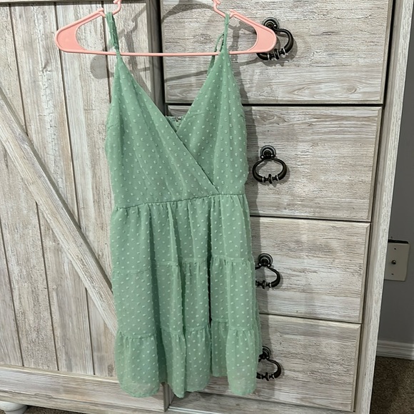 Alters state dress - Picture 1 of 1